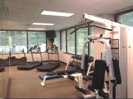 TWO CENTERPOINTE: 2 Centerpointe Dr, Lake Oswego, OR 97035